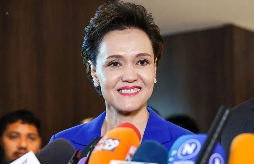 상업부 장관 수파지 수툼푼
