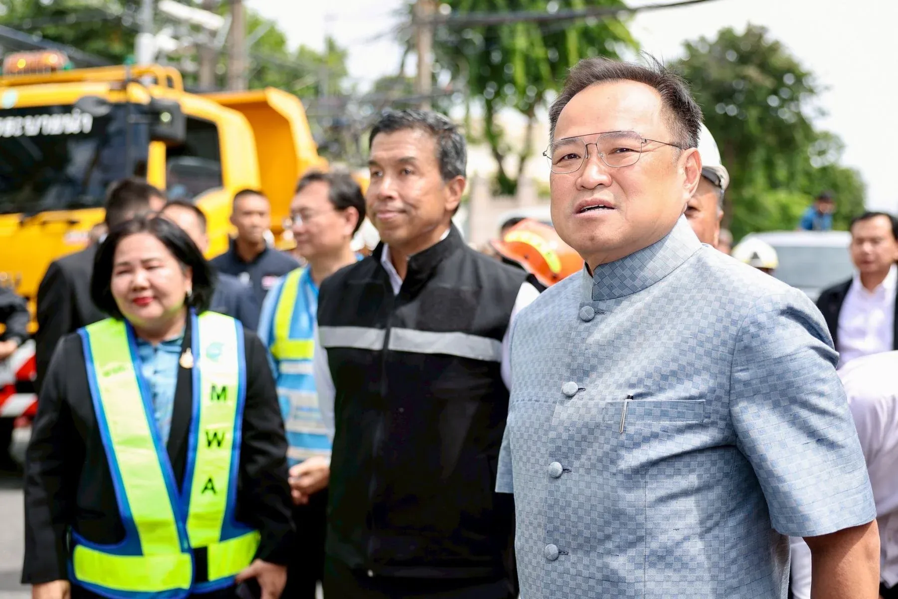 아누틴 총리 현장 시찰