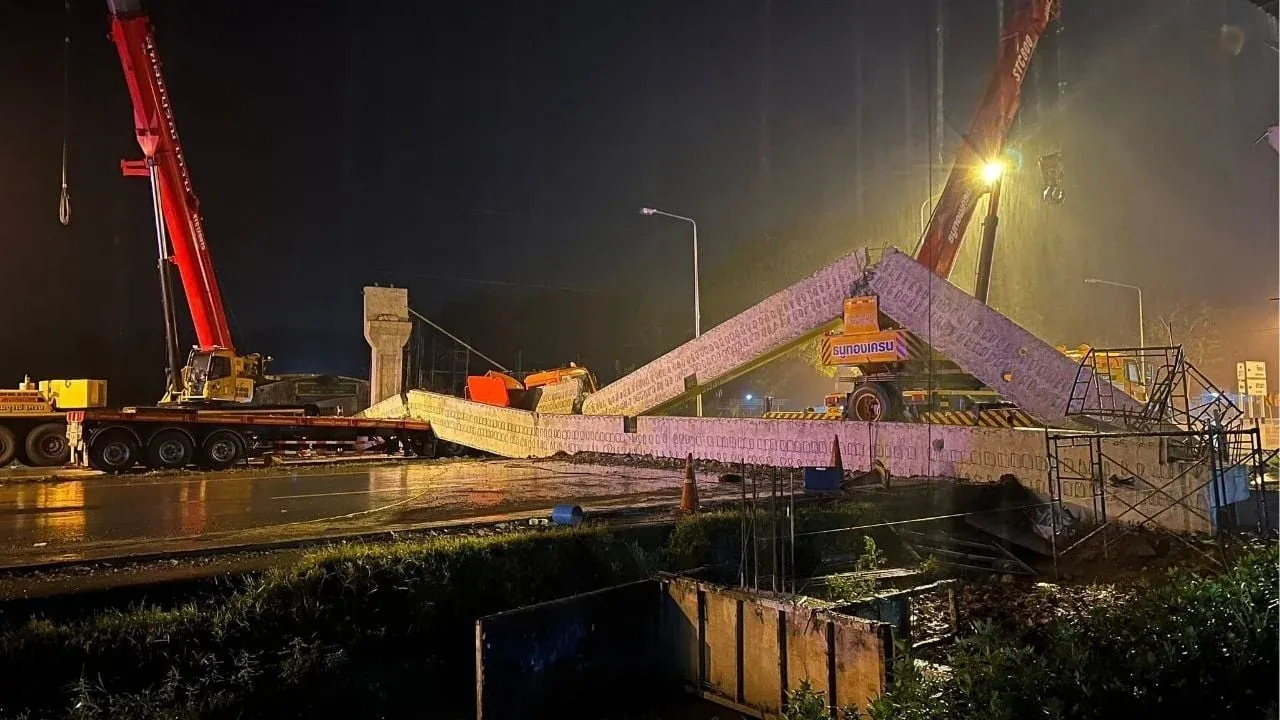태국 동부 보행교 붕괴 현장