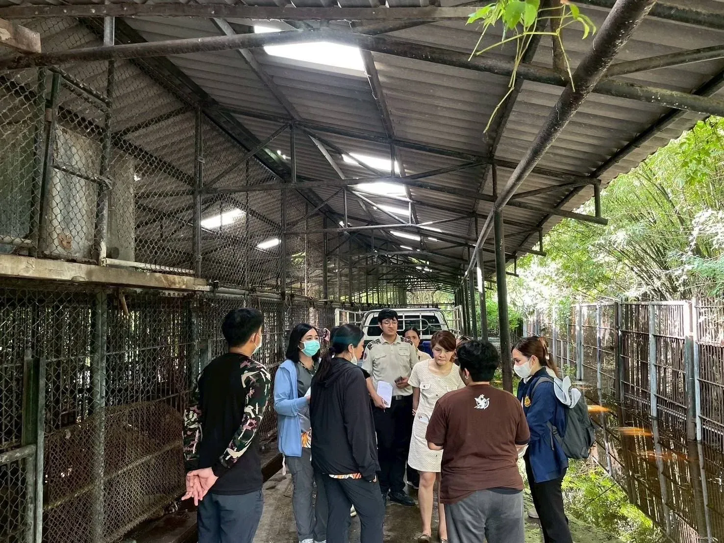 동물원 검사 현장