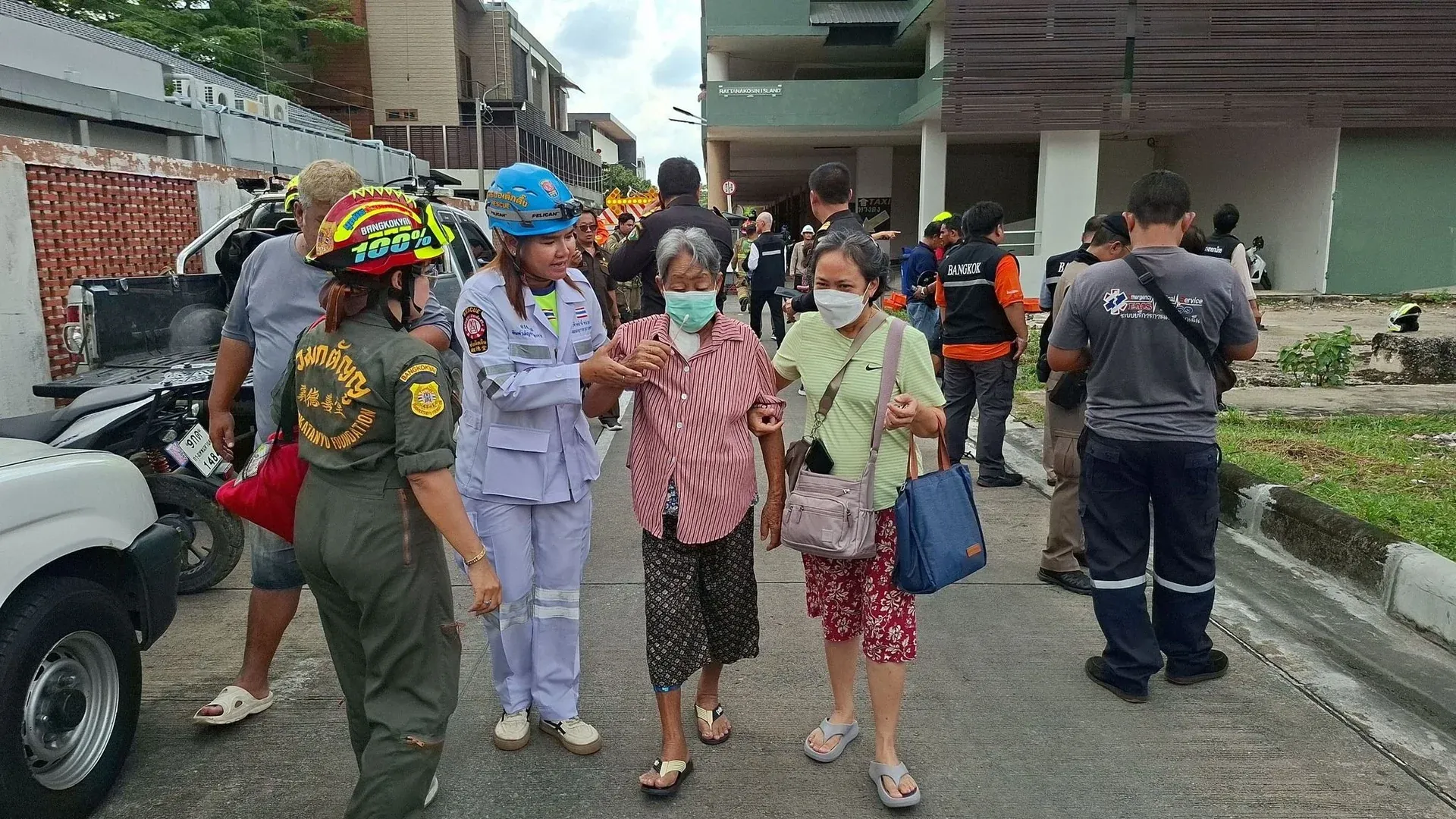 화재 진압 후 건물 전경