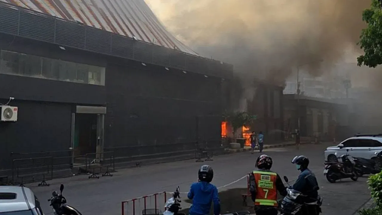 Route 66 인근 화재