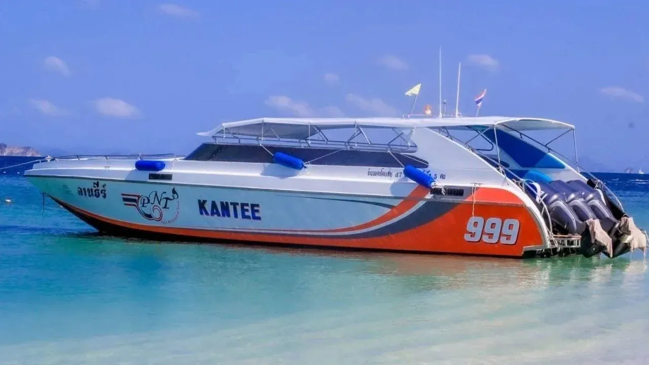 푸껫 스피드보트 절도 사건 현장