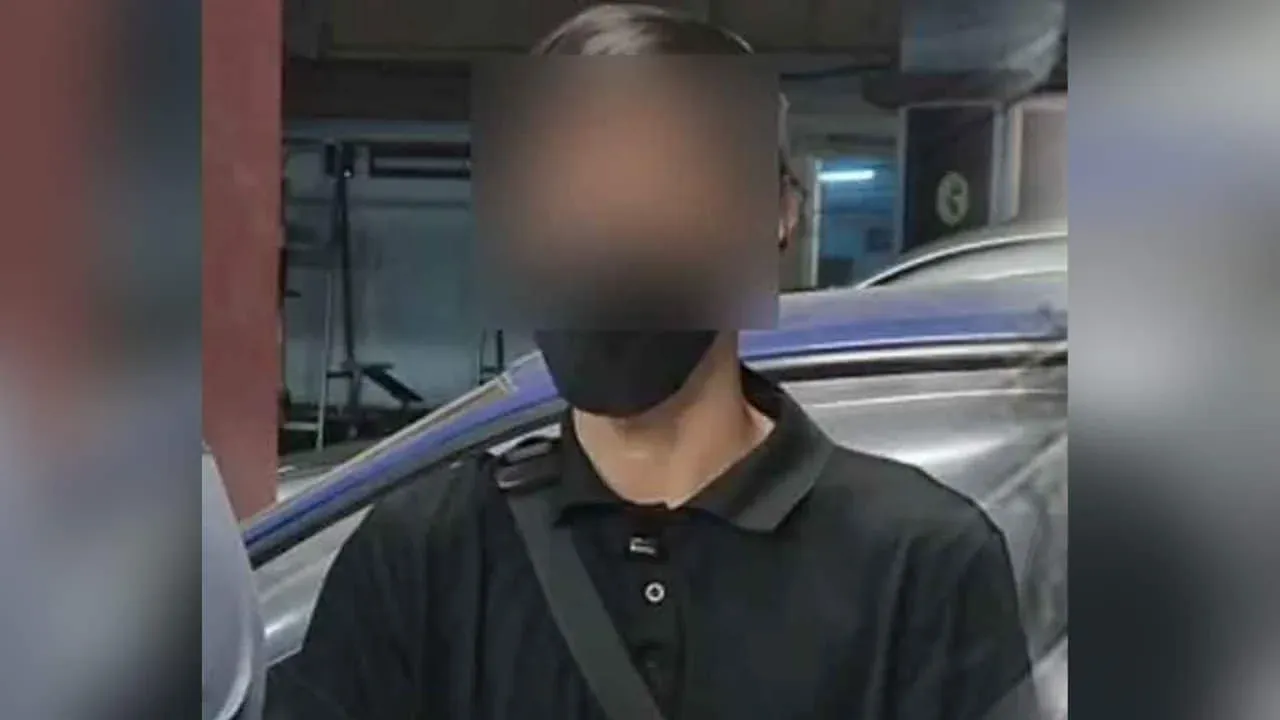 보상 협상 중인 택시 기사와 승객