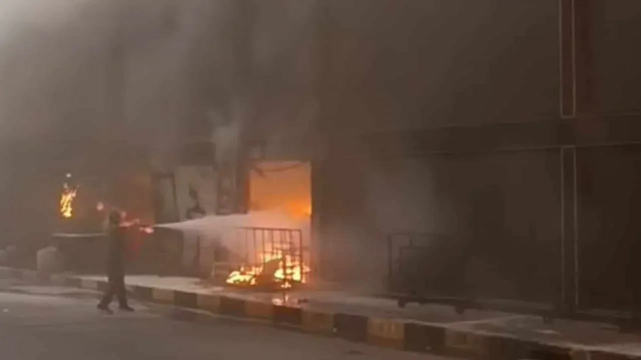 방콕 RCA 화재 현장