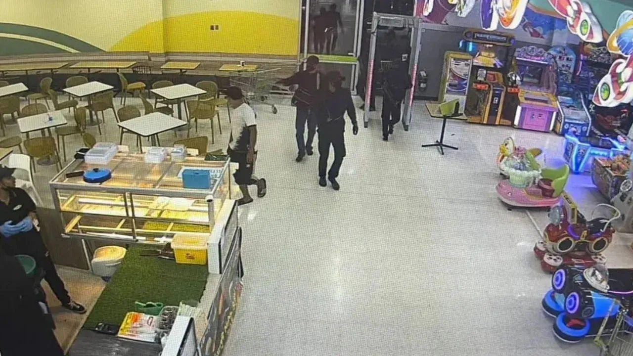 금은방 강도 사건 현장