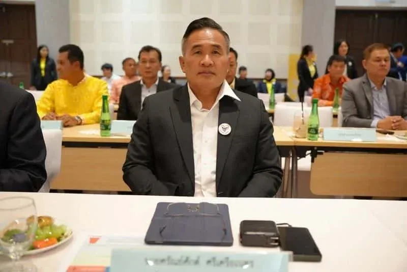 지역 관계자들과의 만남
