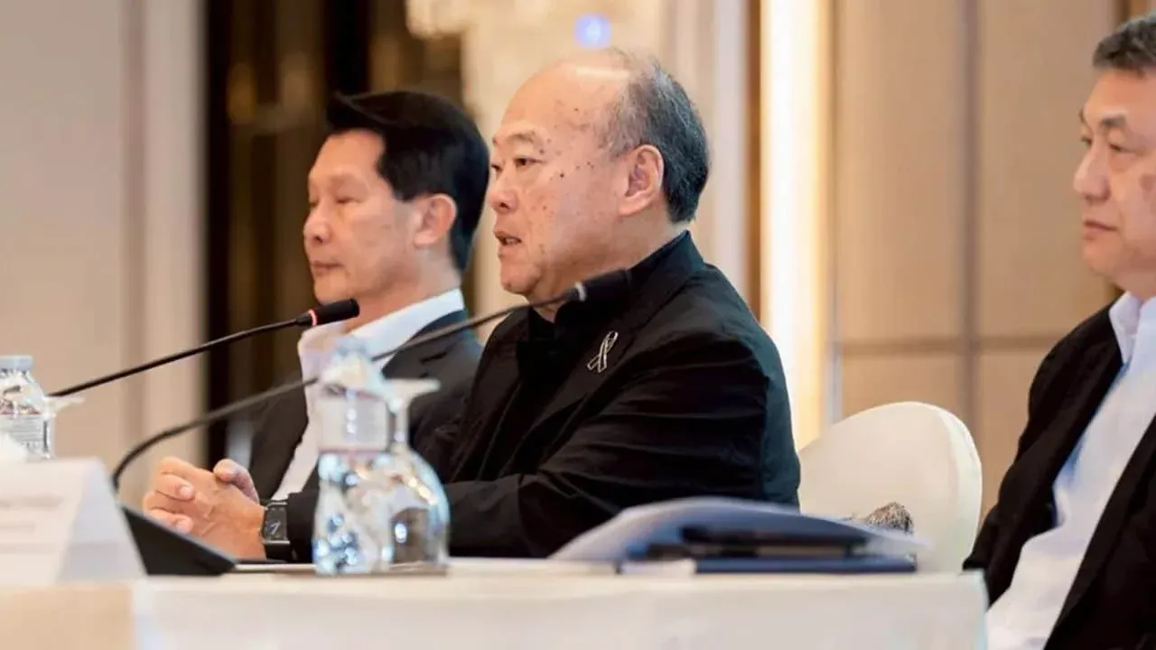 BTS 회장 키리 칸자나파스