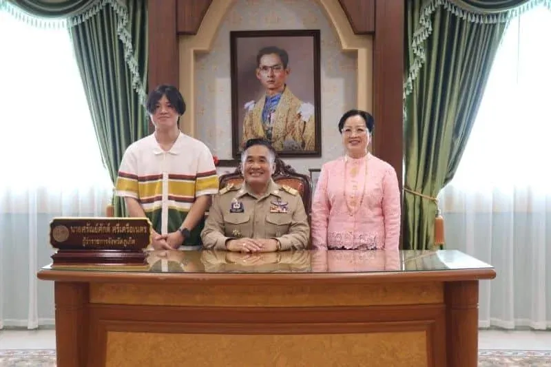 사란삭 스리크루아네트라 전 푸켓 주지사