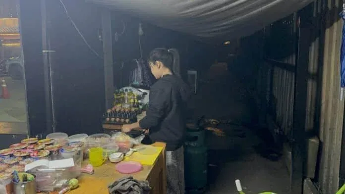 파타야 노점상 가스통 절도 CCTV 영상