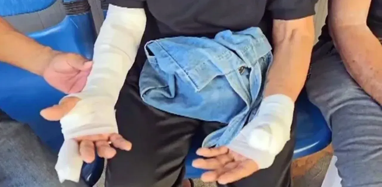 편지를 쓰는 독일인 남성