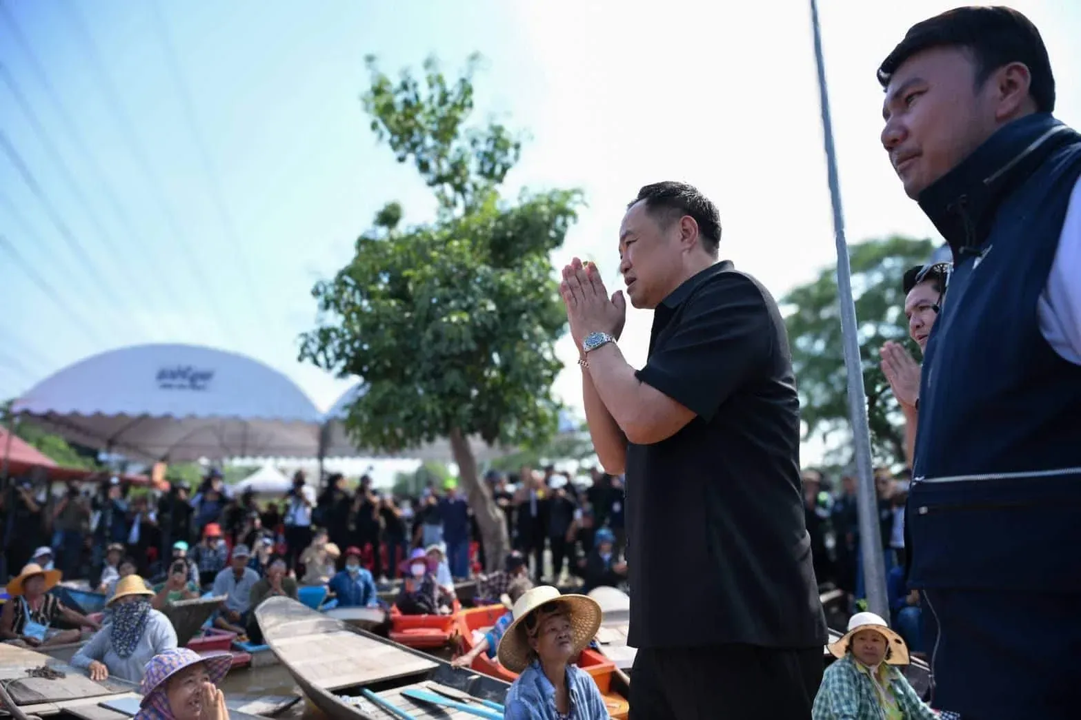 아누틴 총리의 아유타야 방문