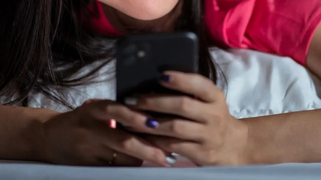 데이팅 앱 이미지