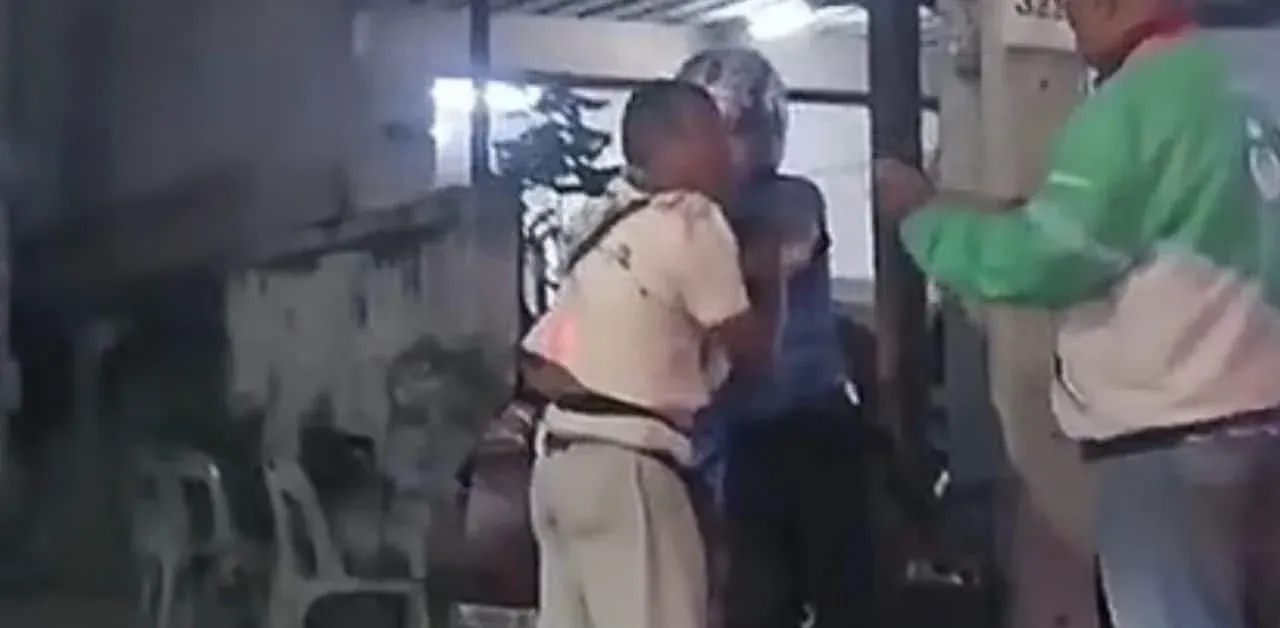 방콕 10대 볼트 라이더 흉기 살해 사건