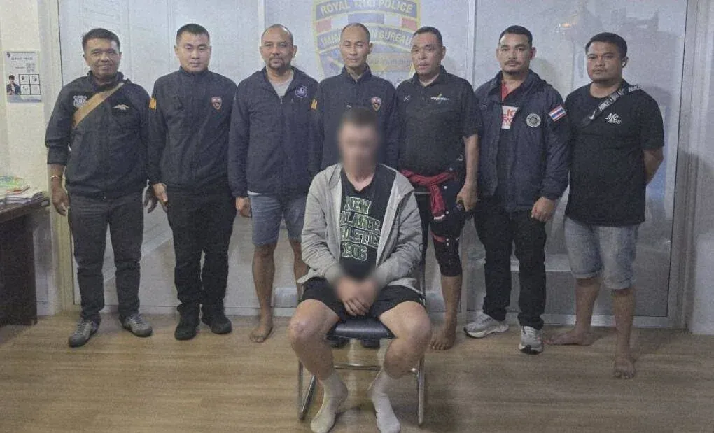 체포된 러시아인과 증거물