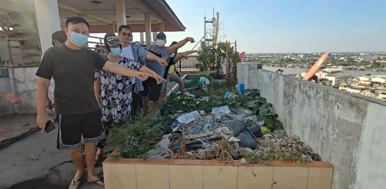 공용 옥상을 점유한 콘도 관리인