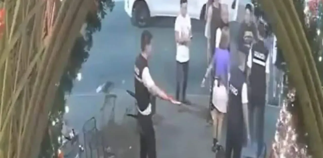 파타야 바 경비원 칼부림 현장