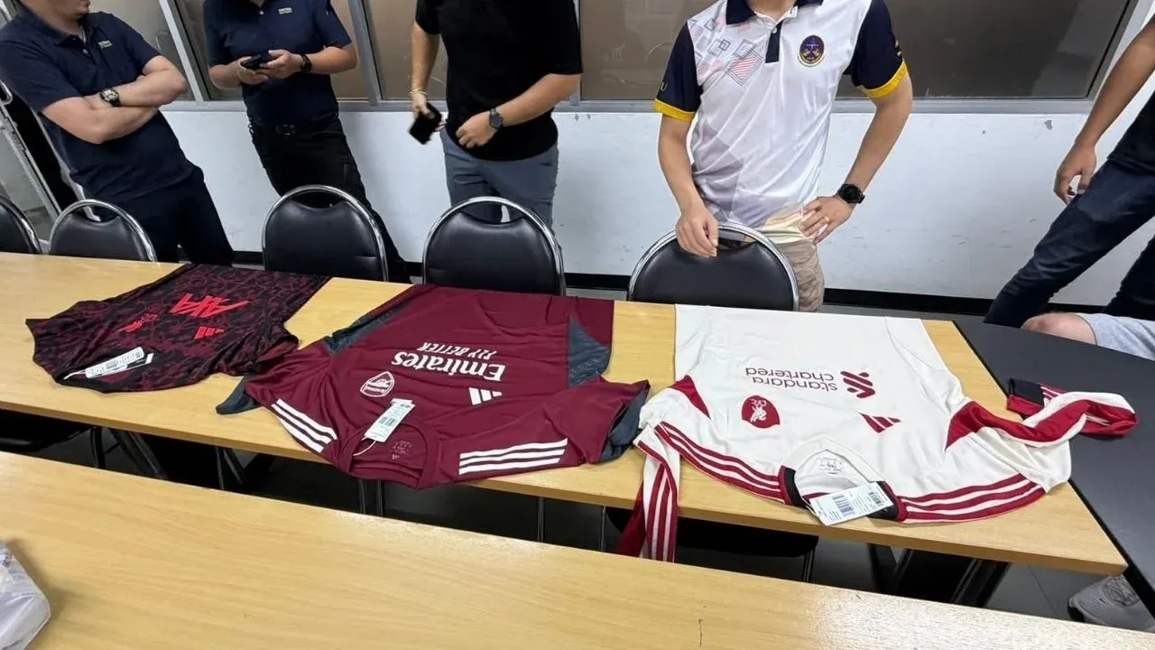 푸껫 쇼핑몰 절도범 체포 장면