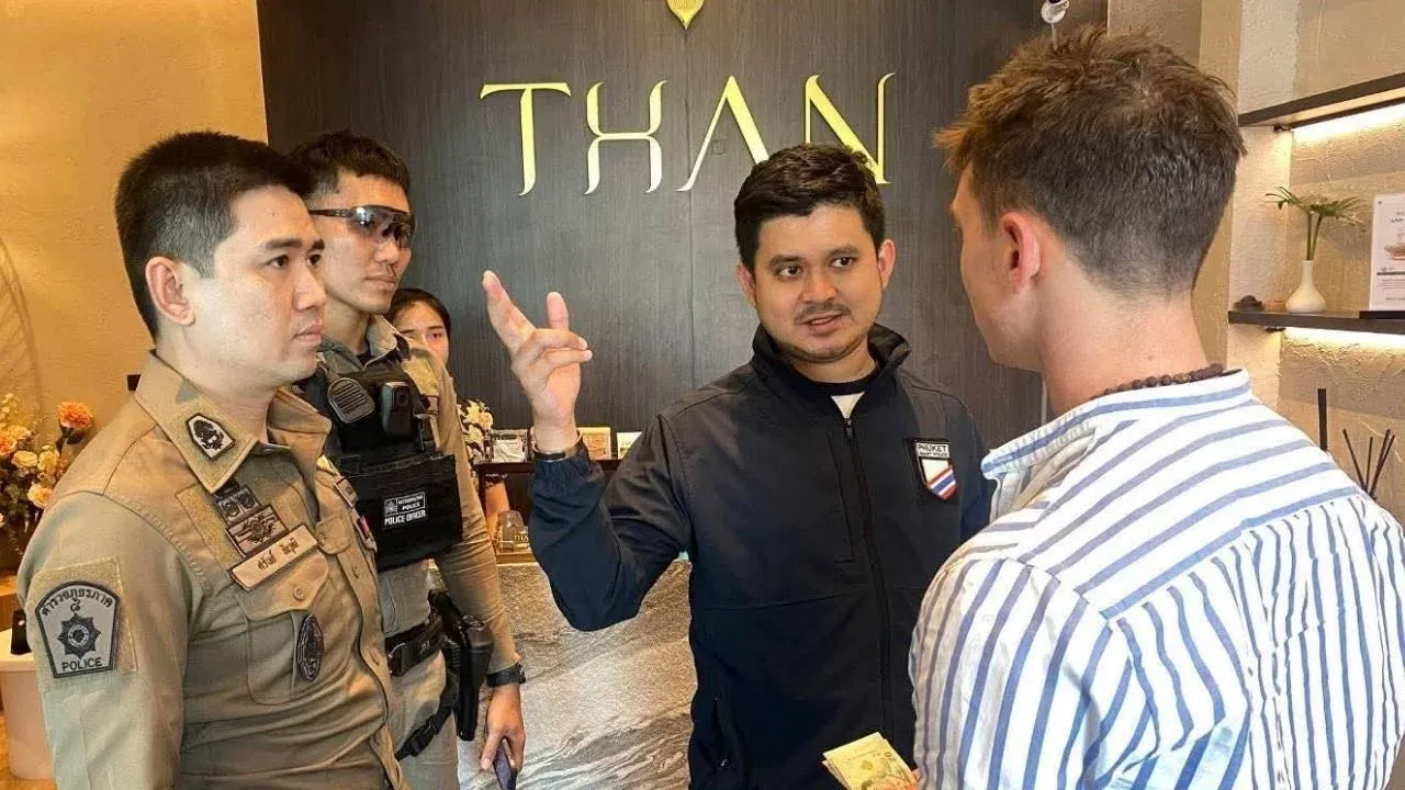 경찰에 체포된 독일인 관광객