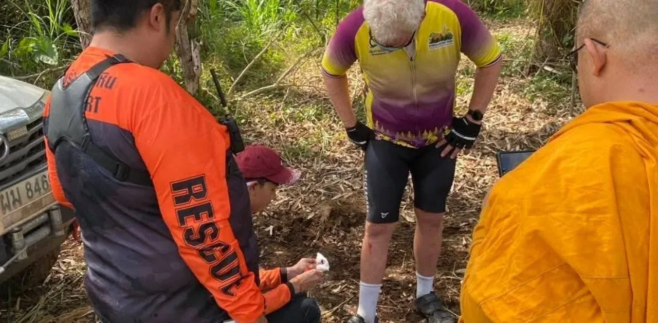 치앙마이 숲에서 발견된 영국인 자전거 여행자