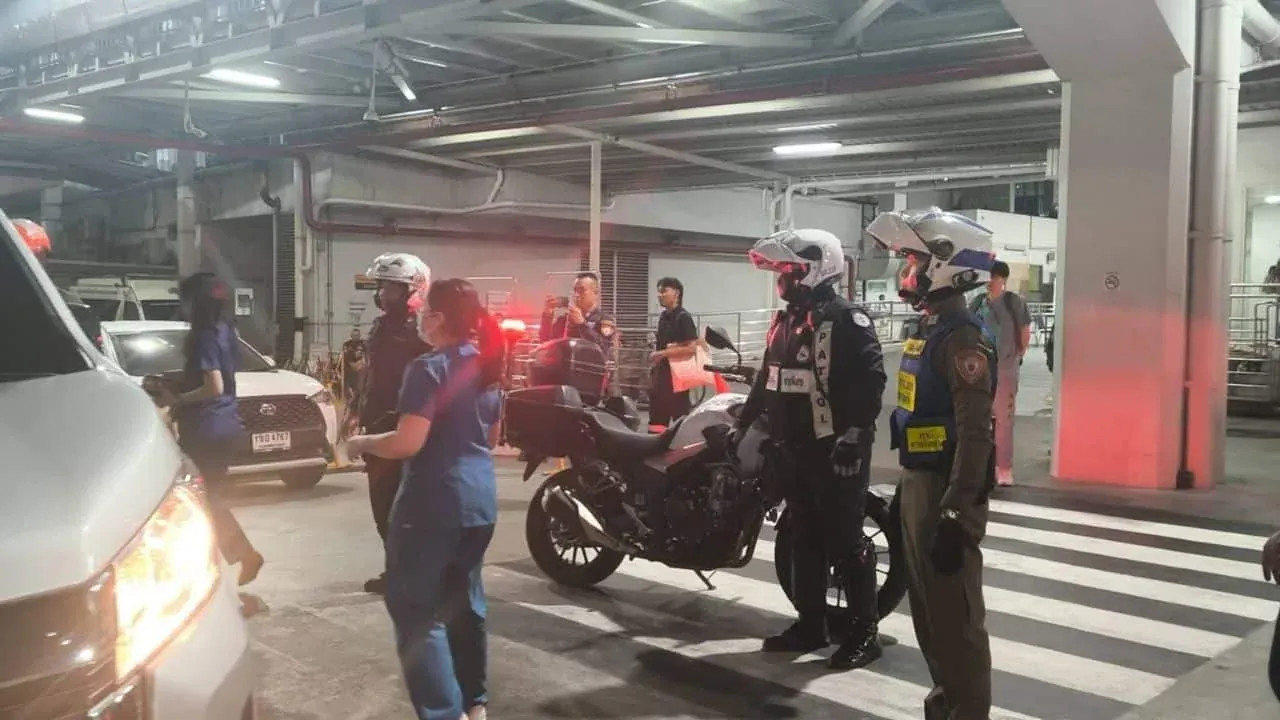 방콕 교통경찰 심장 이송 작전 현장