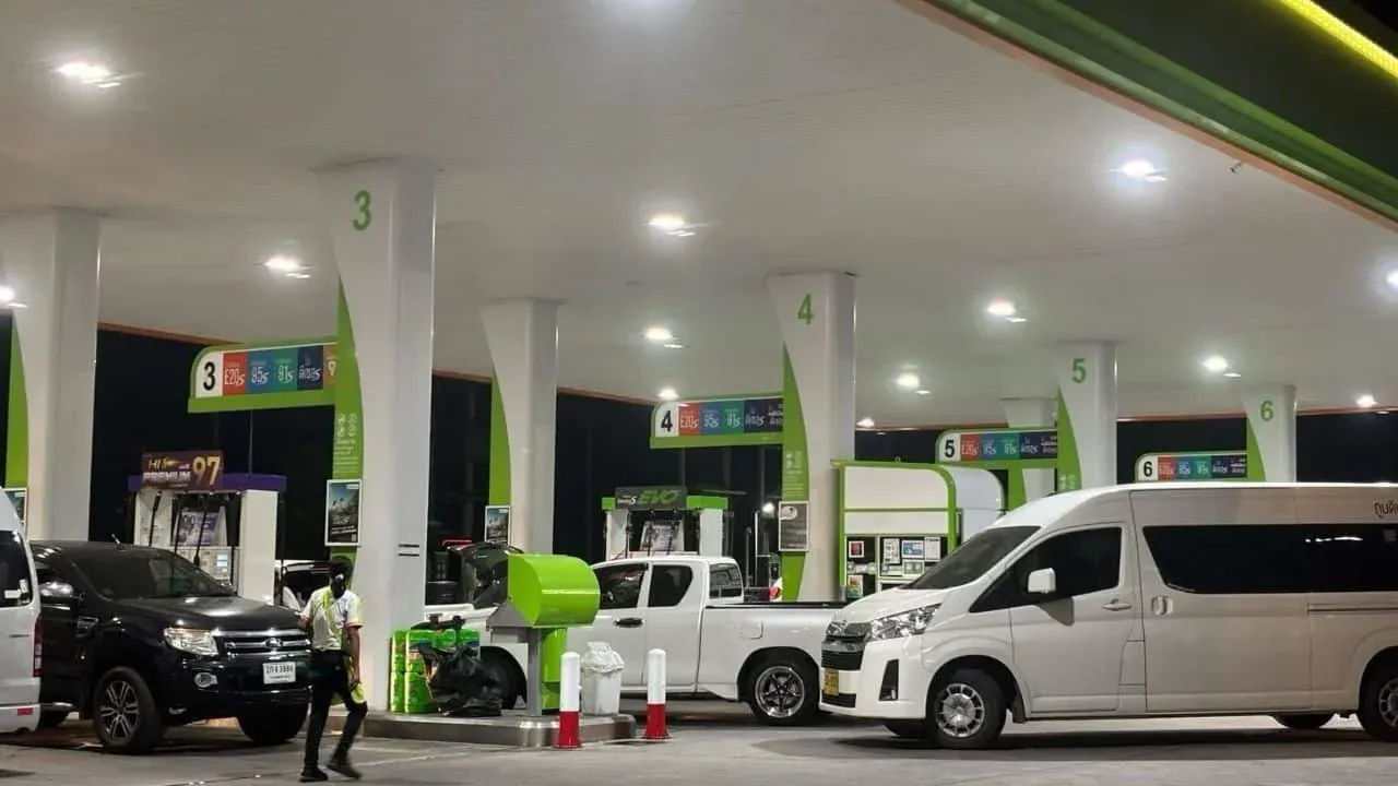 푸켓 주유소 현장