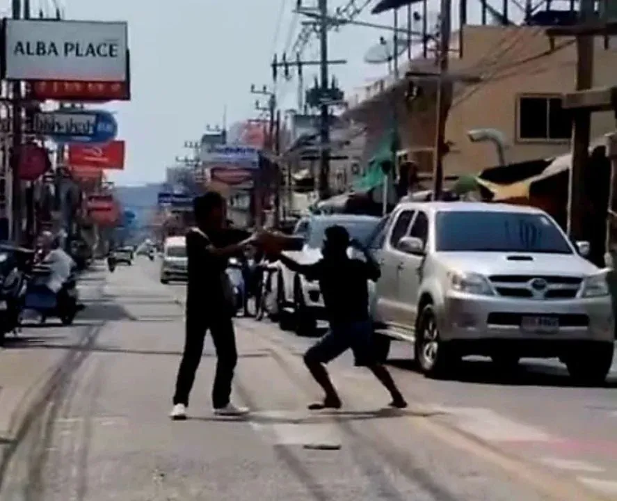 촌부리 살렝 다툼 추가 장면