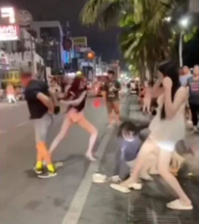 파타야 수배 용의자 관련 사진