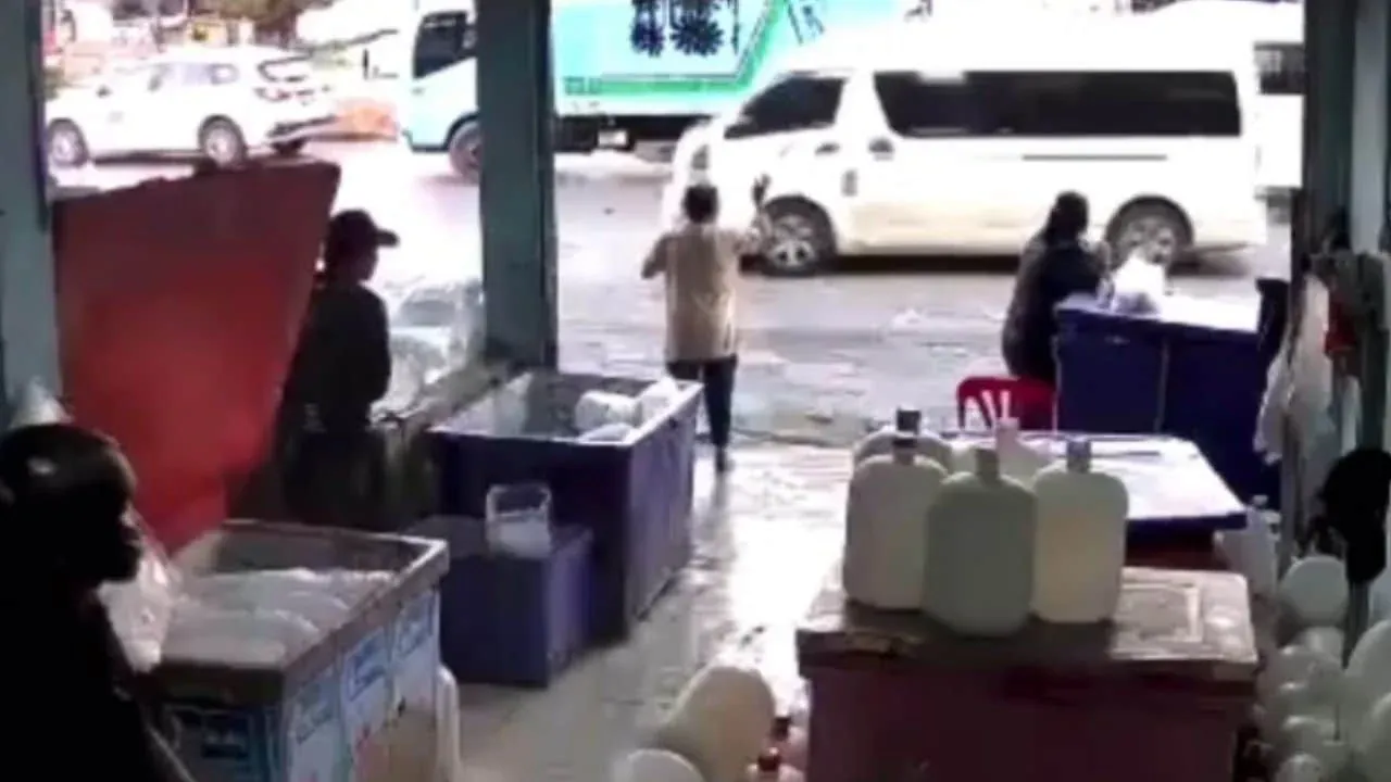 푸켓 뺑소니 사건 현장 CCTV 화면