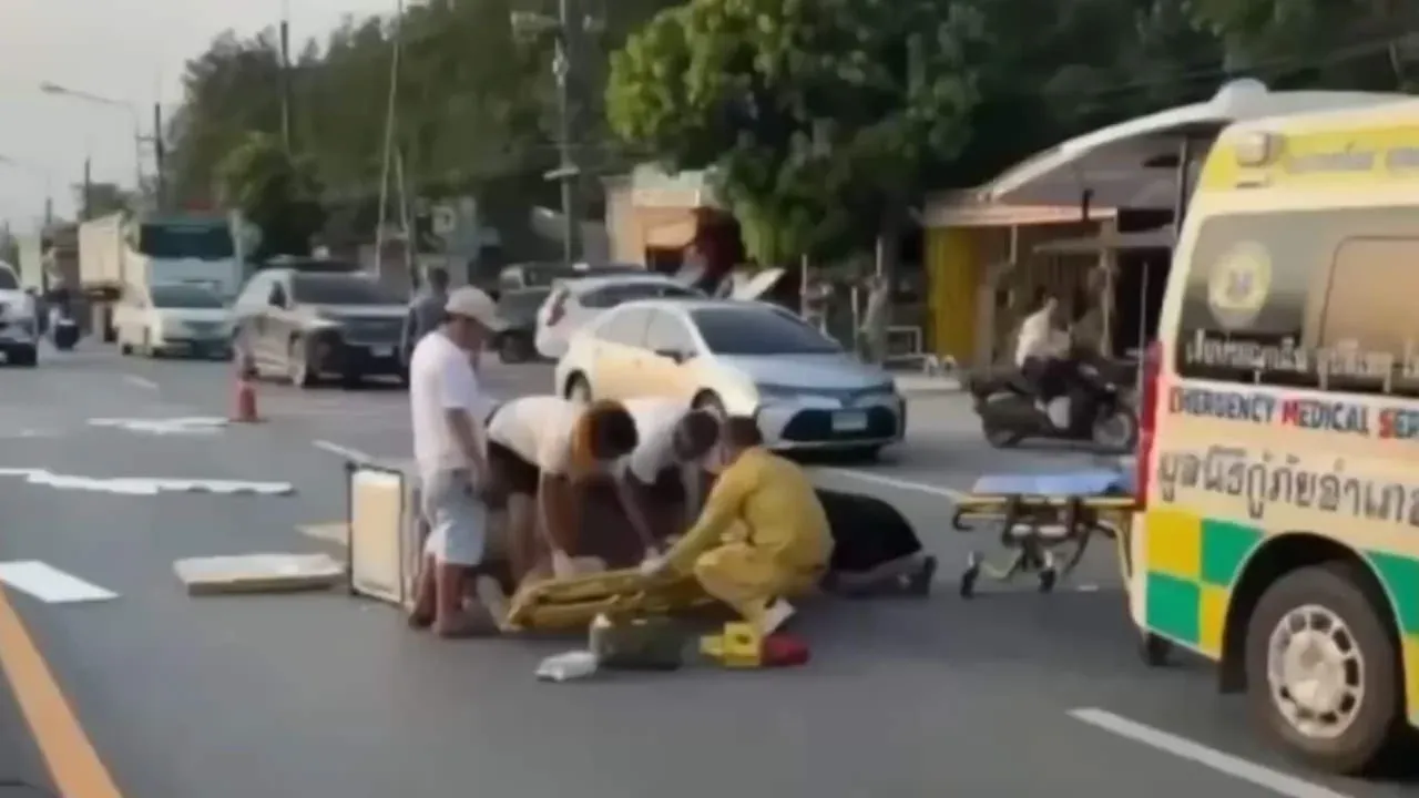 라용 픽업트럭 냉장고 추락 사고