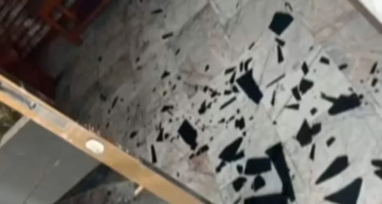 트랜스젠더 피의자 자수 장면