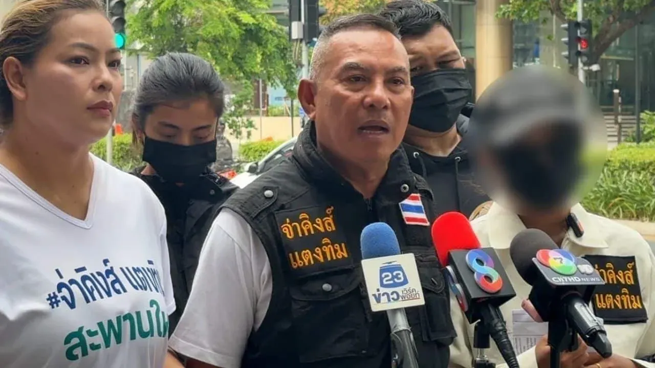 태국 여성 오토바이 사고 현장