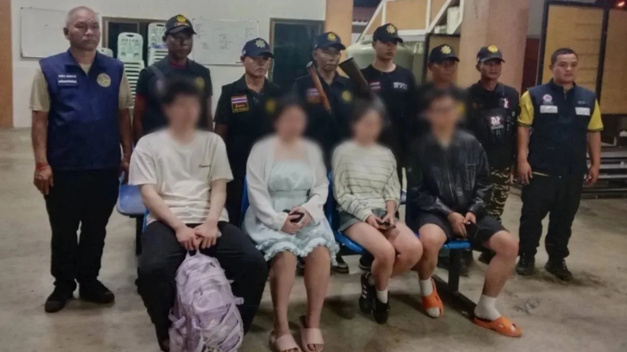 구출된 중국 국적자들