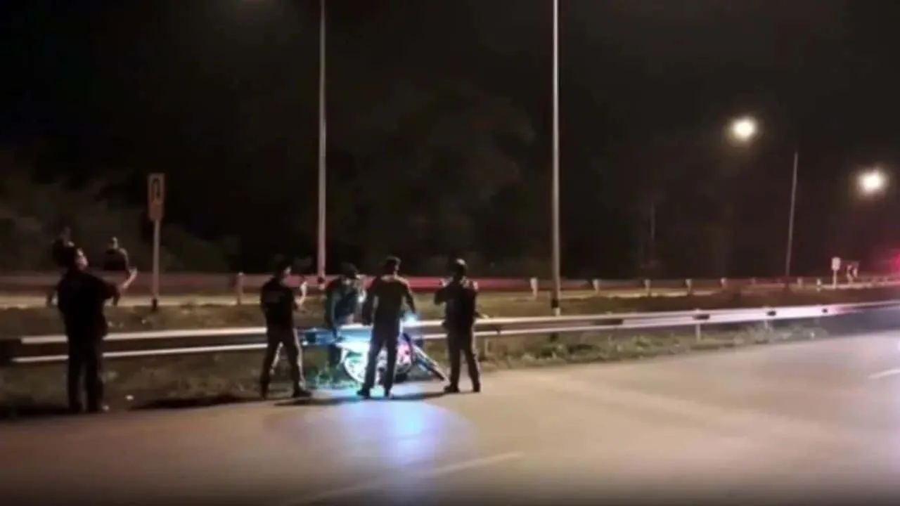 람빵 도로에서 경찰에 총격당한 태국 10대