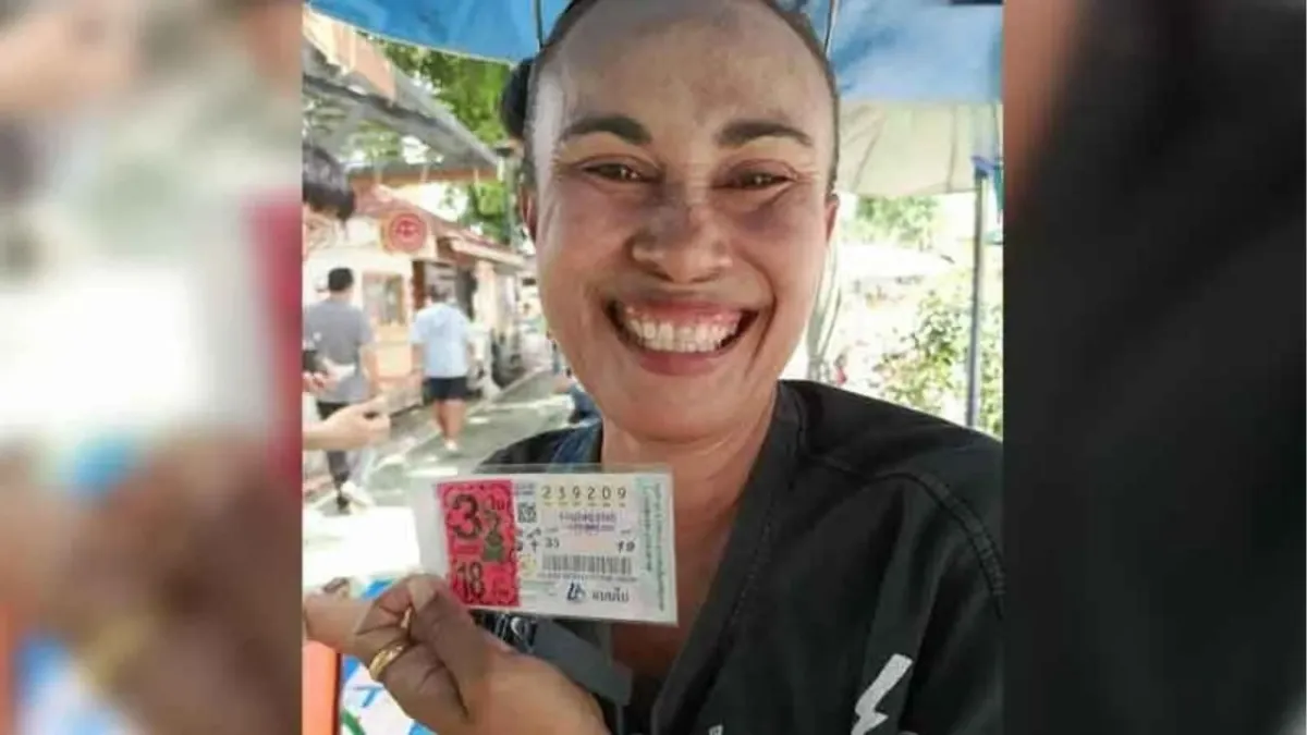 나콘 파놈 복권 판매상의 행운의 승리를 보여주는 이미지