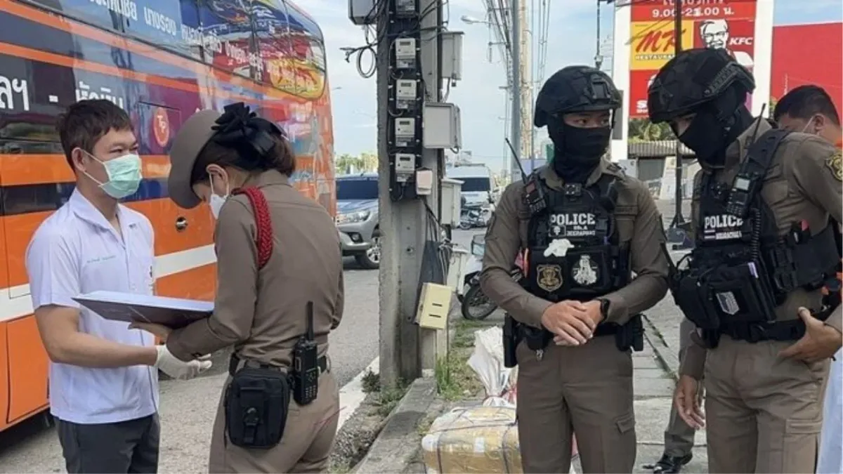 페차부리 여행버스 사건 현장