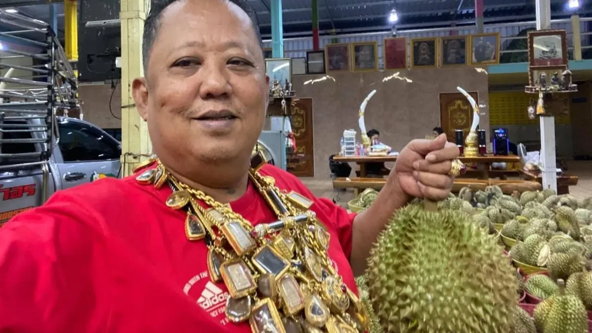 두리안 창고 주인이 아들의 불륜 상대 폭행 현상금을 취소하고 아들과 인연을 끊다