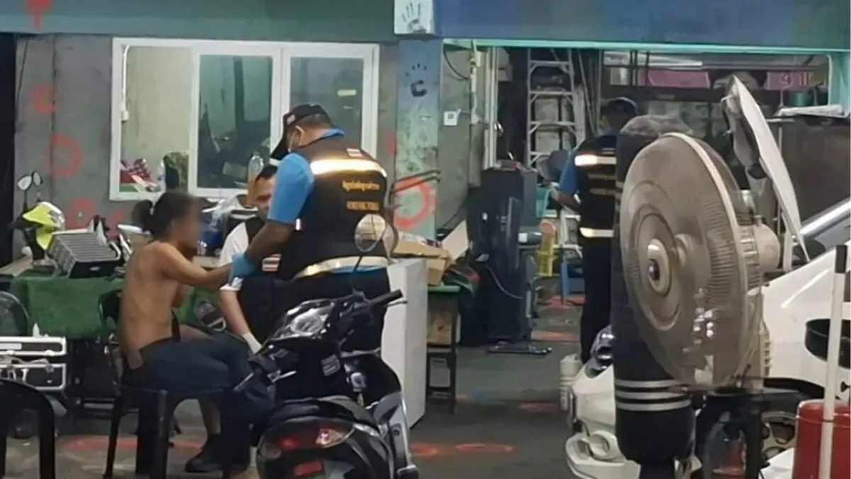 사뭇쁘라깐 정비소 총격 사건