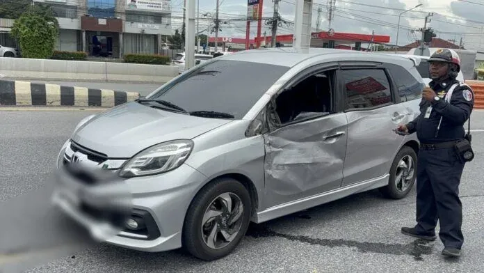 파타야에서 좌회전 차량과 오토바이 충돌로 1명 사망