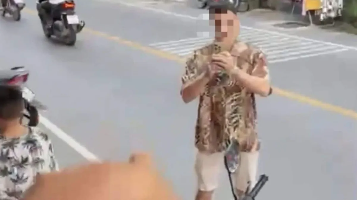 푸켓 카페 여직원 스토킹 사건