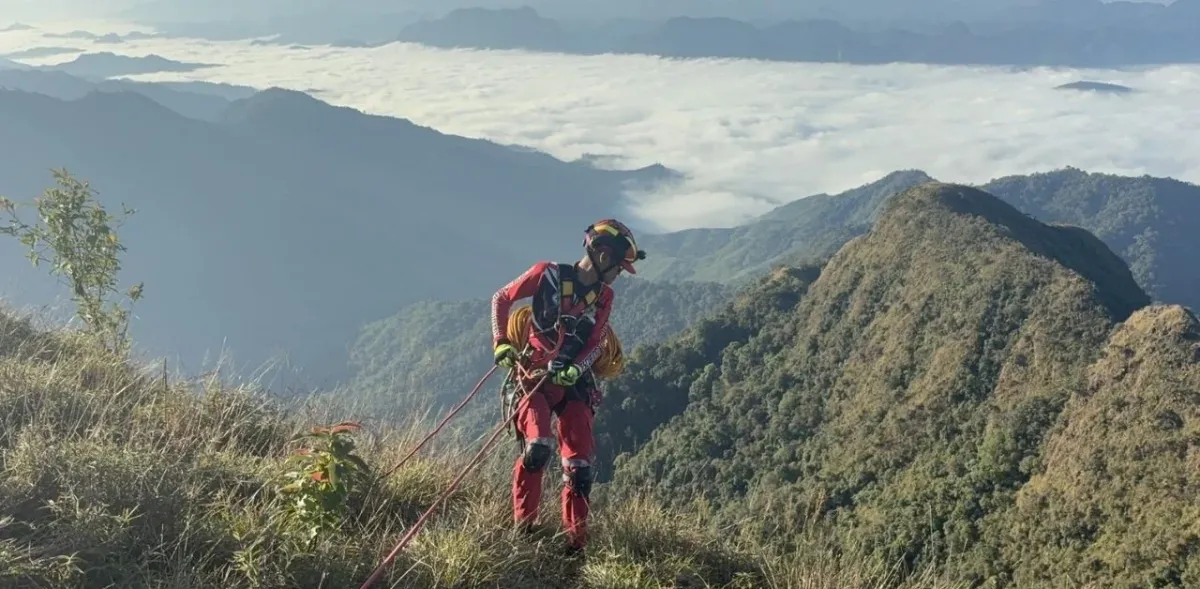 태국 탁 지방 200m 절벽에서 추락한 22세 여성 사망