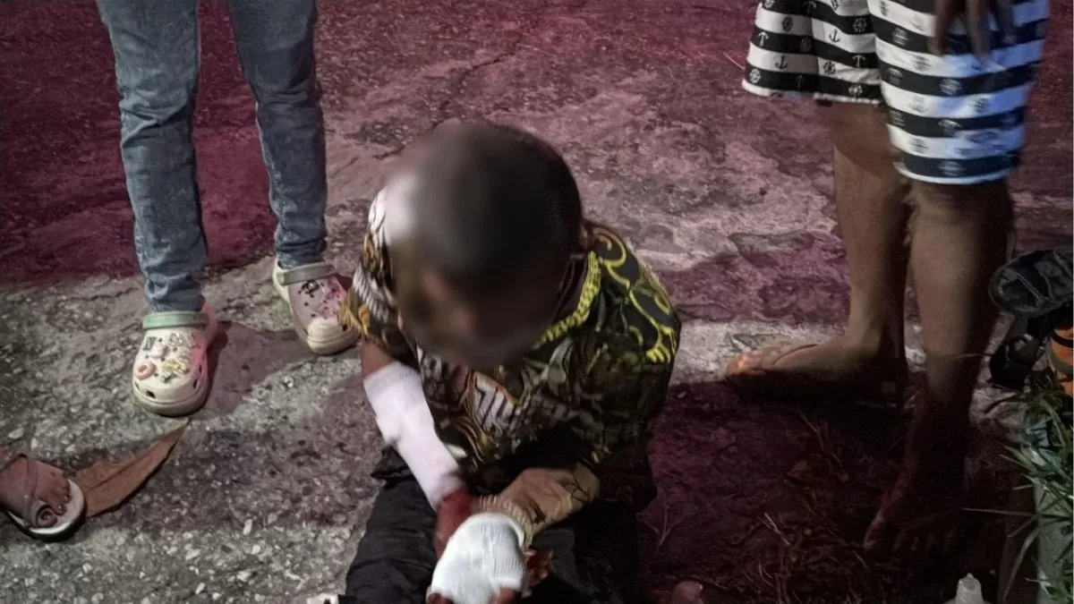 술 취한 파타야 노동자, 가라오케 귀가길 철 울타리에 부딪혀 중상