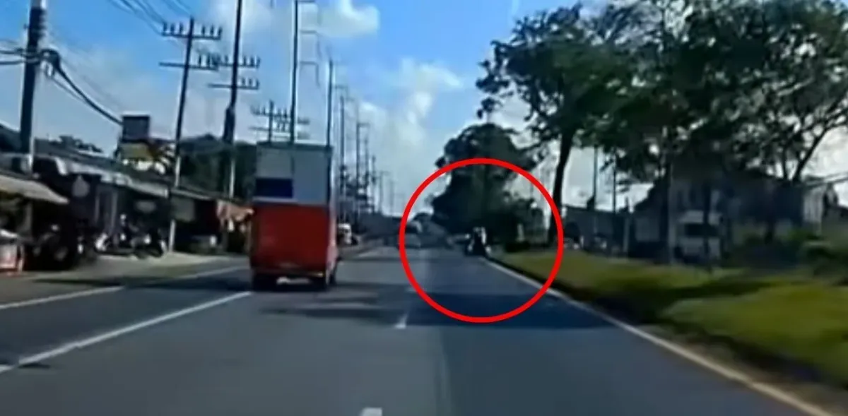 푸켓에서 외국인 라이더의 불법 유턴, 엇갈린 반응 논란