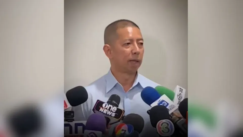 부검 결과: 방콕 동물원 사육사, 사자 공격으로 목뼈 부러져 사망