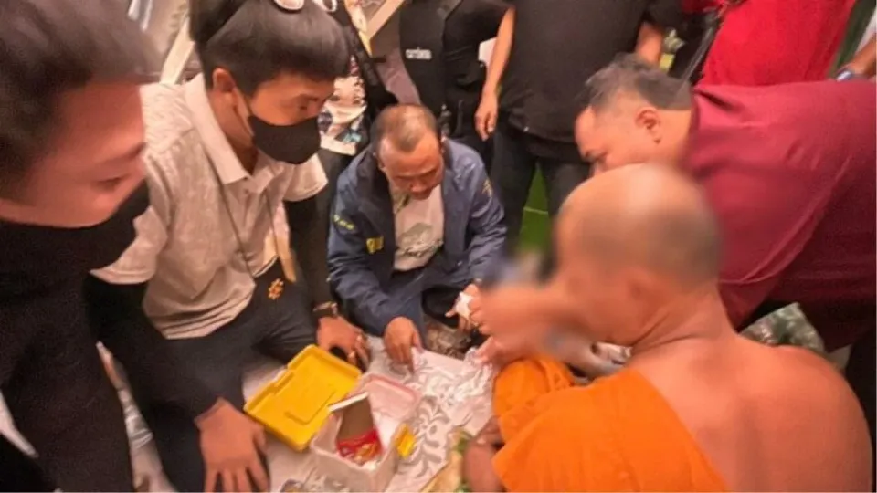 방람웅 승려, 공양그릇에 메스암페타민 숨겨 체포