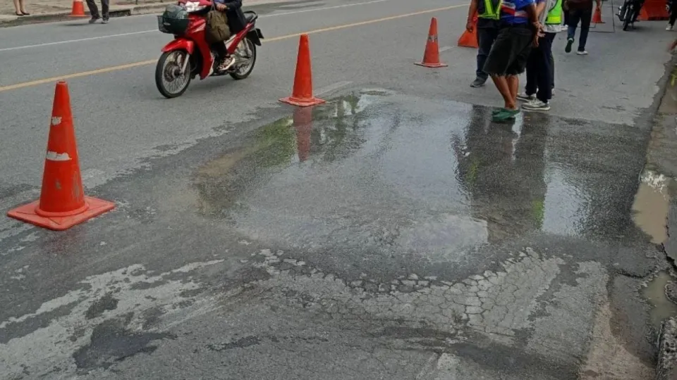 방콕 도로 붕괴 우려 재점화, 2km 떨어진 곳서 물 누수 발견