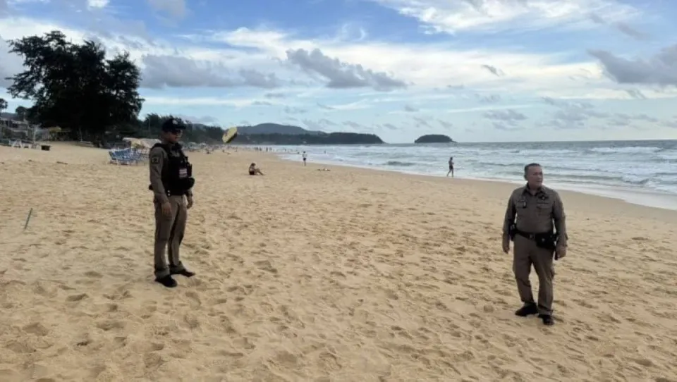 푸켓 해변 적색 경고 무시한 바레인 관광객 실종