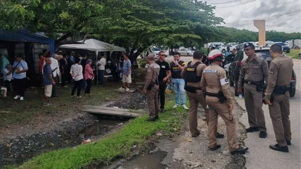 푸켓 택시 세력 갈등, 크루즈 승객 운송 둘러싼 충돌