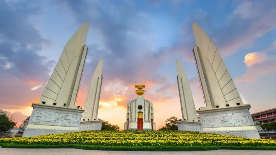 태국 헌법재판소, 신헌법 제정에 3차례 국민투표 요구
