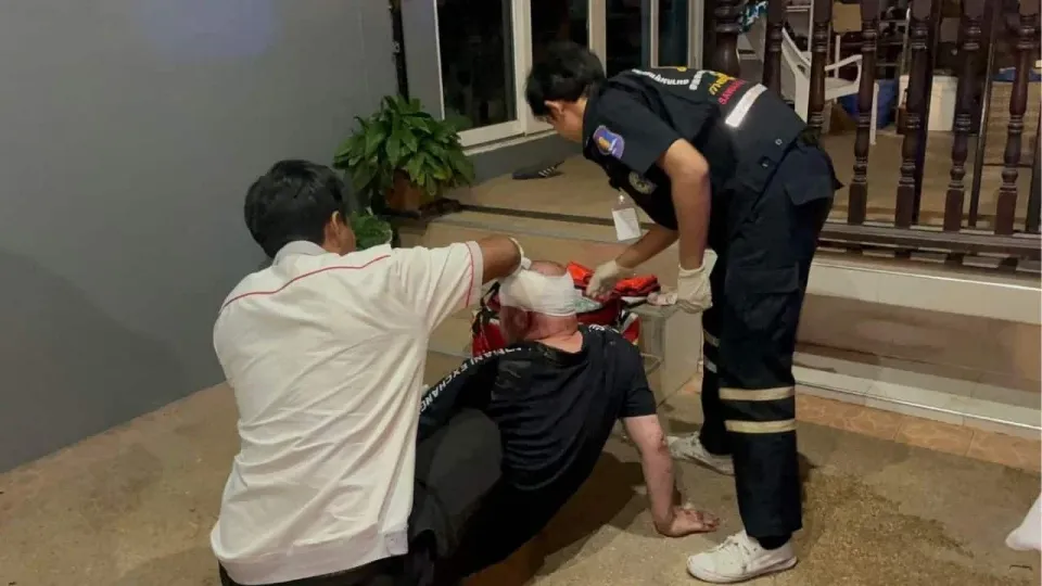 술 취한 영국인, 파타야에서 아내 명품 의류에 불질러